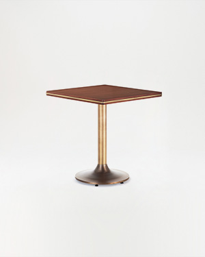The Ronde Table brings sleek modernity to any space.RONDE TABLE