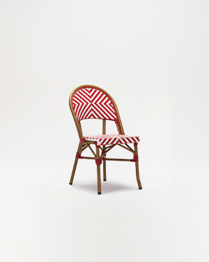 Aluminum and plastic rattan unite for a distinctive design that's both chic and comfortable.ROTA CHAIR