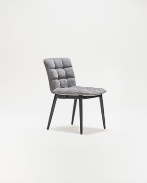An embodiment of the Papell design philosophy, meticulously crafted with a selection of premium materials and textures that exude sophistication.SQUAREZ SIDE CHAIR