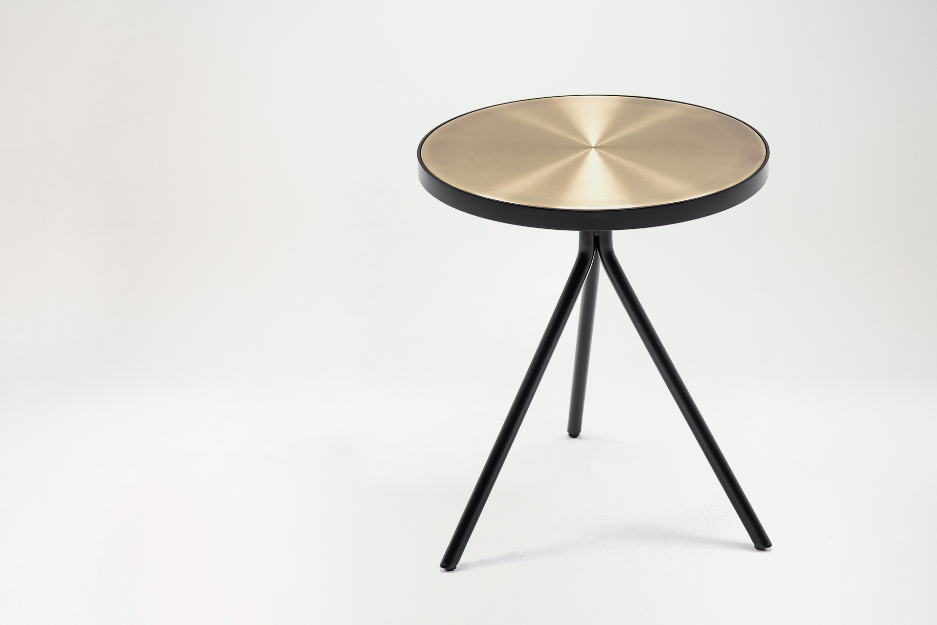 Its contemporary design adds a touch of sophistication to any space your home or office.LUNA SIDE TABLE 